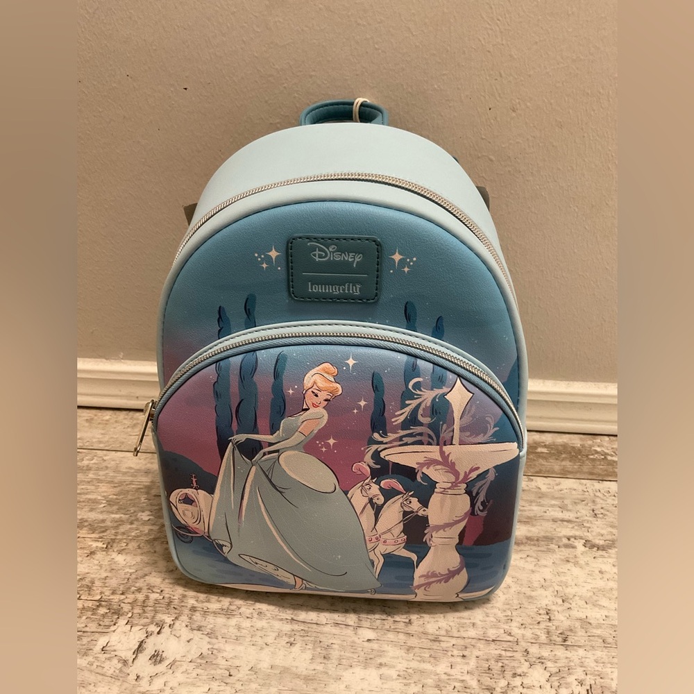 NWT Loungefly Cinderella Ball Gown Mini Backpack